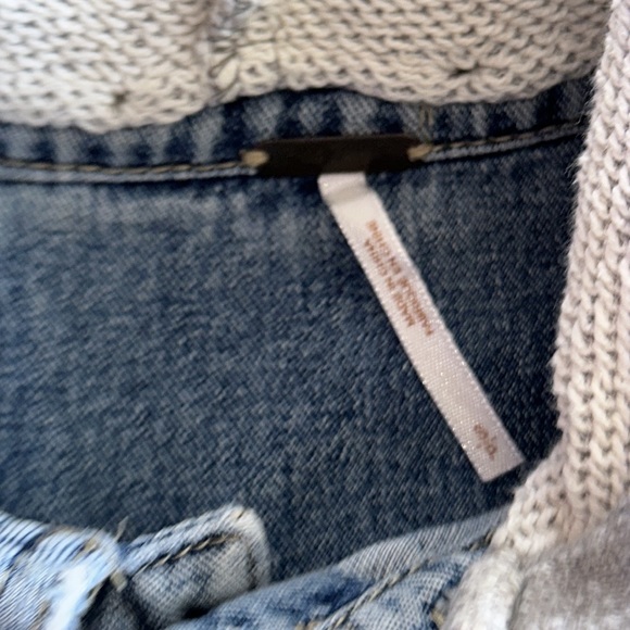 Free People Distressed Hooded Jean Jacket (size SMALL) - Picture 2 of 6